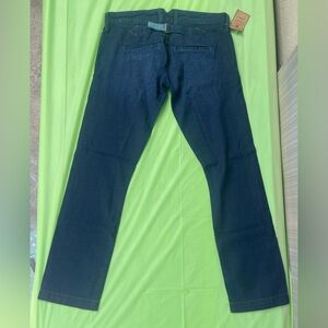 LOW RISE LUCKY BRAND FARMER BACK BUCKLE JEANS PANTS NEW WITH TAGS 
SIZE 24